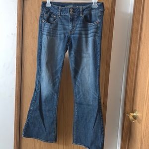 American Eagle Jeans “Artist Super Stretch” 11/12 Short Juniors/Women